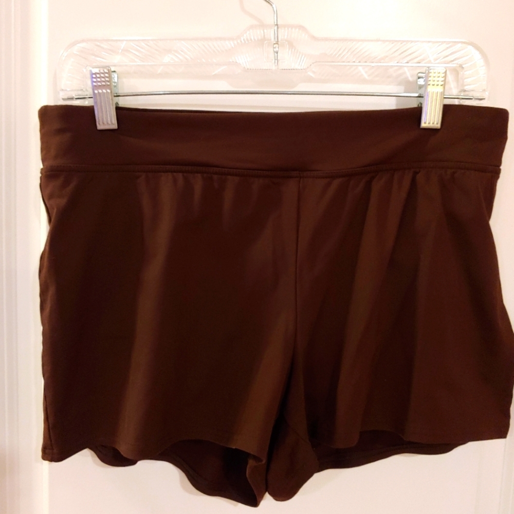 Boy short swim bottoms